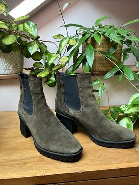 Vince Olive Green Suede Chelsea Block Heel Booties - women’s 9